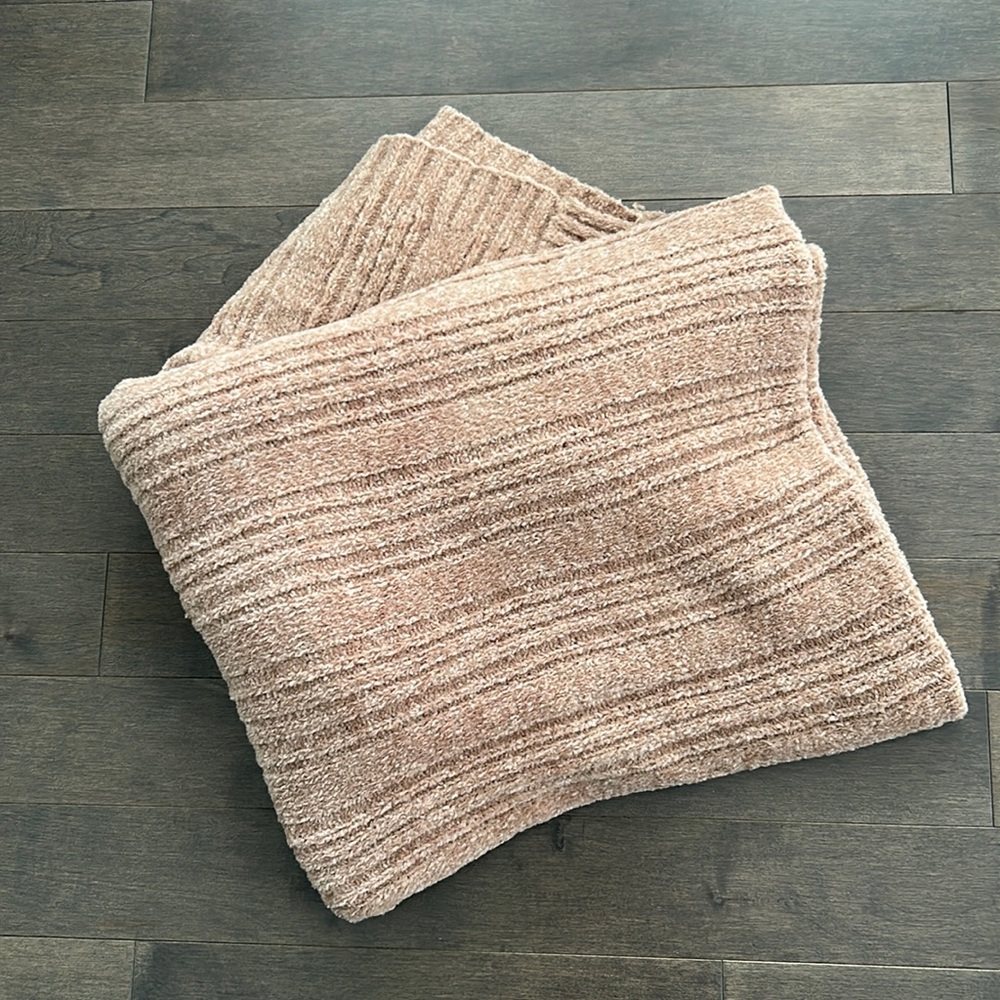ENGLISH BUTLER Chenille Ribbed Throw Blanket, Tan Caramel Brown Beige, Decor